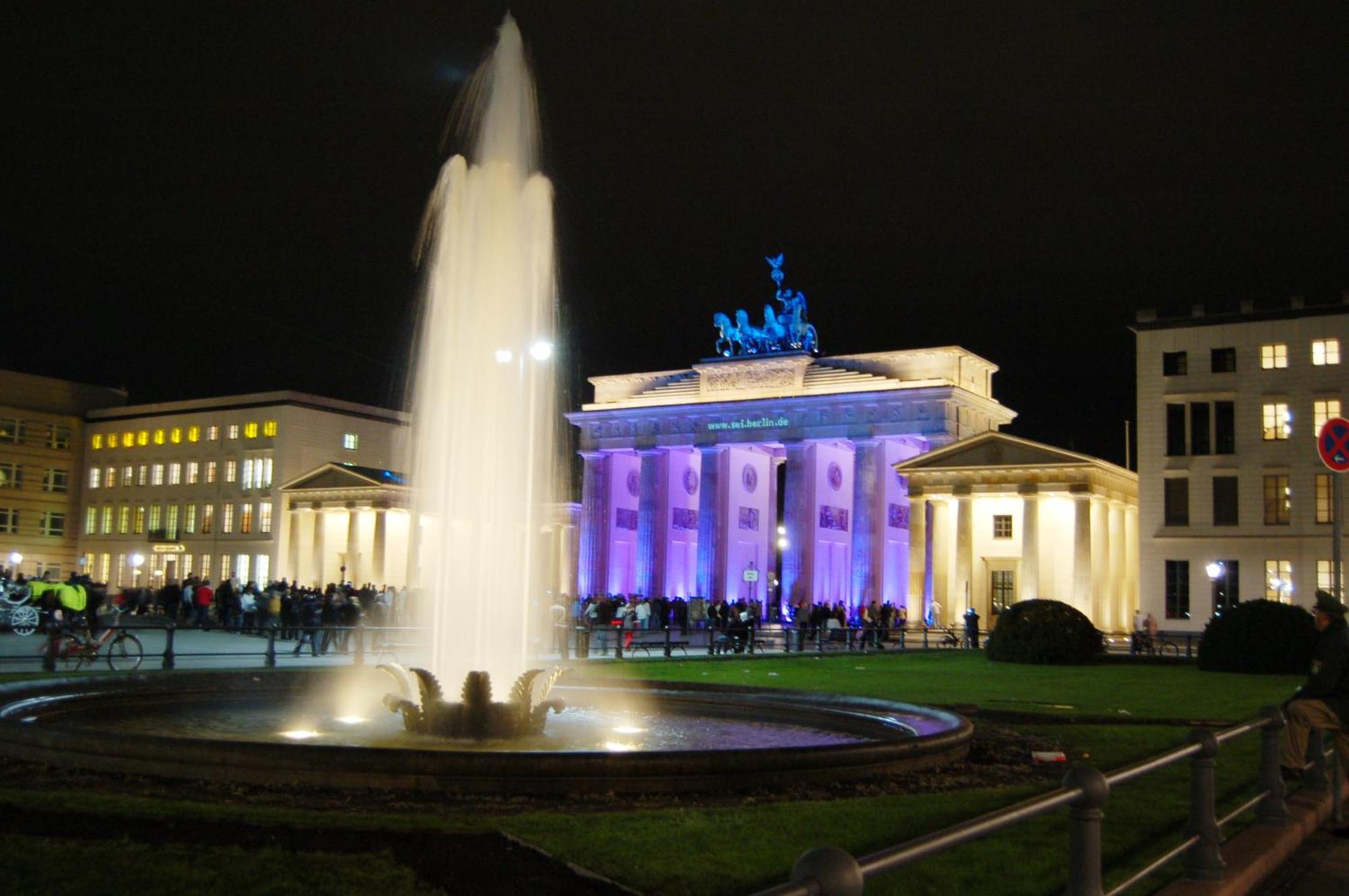 Aptc Downtown Monument4Rent Near Checkpoint Charlie Берлин Экстерьер фото